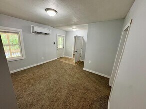 511C Winston Ridge Rd in Lynchburg, VA - Foto de edificio - Building Photo