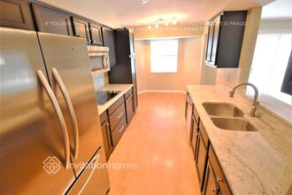 769 Viscaya Blvd in St. Augustine, FL - Foto de edificio - Building Photo