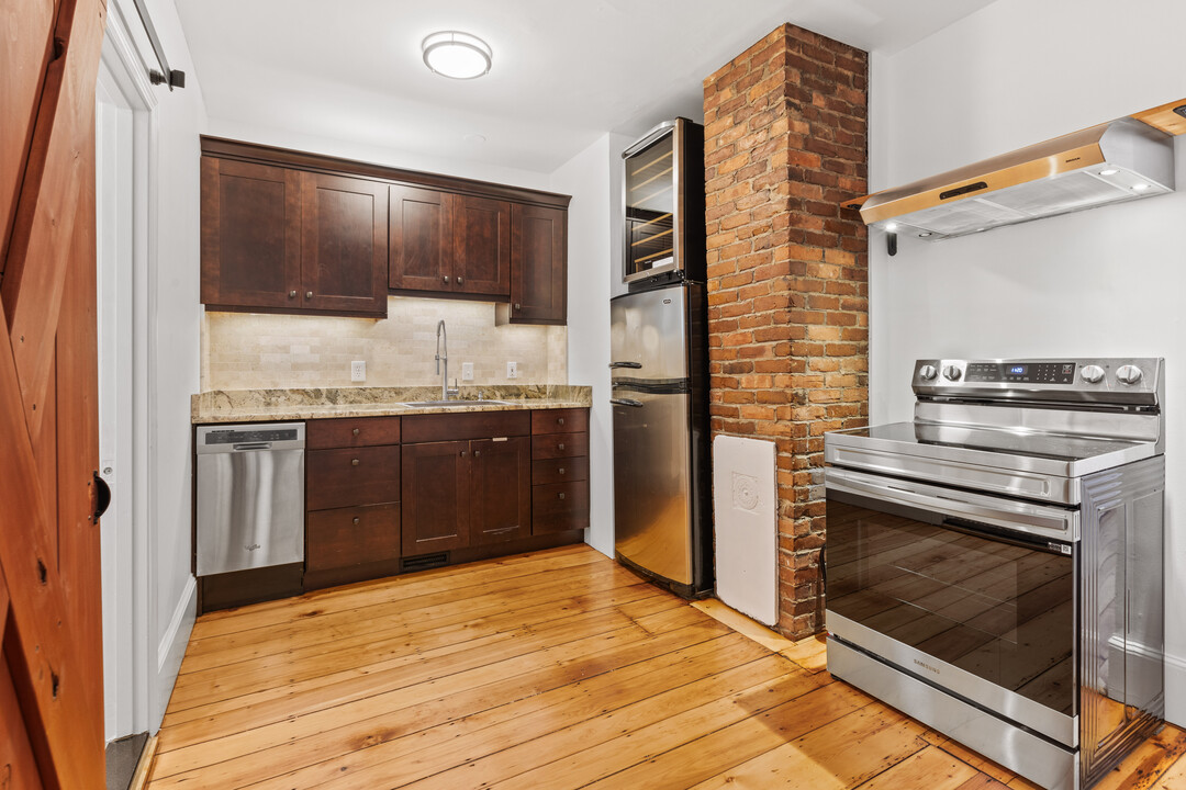 84 Bunker Hill St, Unit #1 in Boston, MA - Building Photo