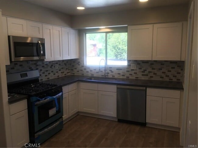 26960 McCall Ct in Menifee, CA - Building Photo - Building Photo