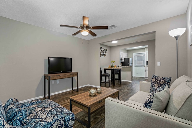 Villas at Deer Park Apartments in Lutz, FL - Building Photo - Building Photo