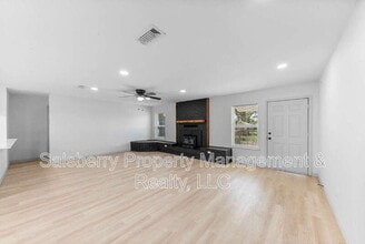 3137 FM200 in Rainbow, TX - Building Photo - Building Photo