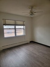 144 Ann St in Clarendon Hills, IL - Building Photo - Building Photo