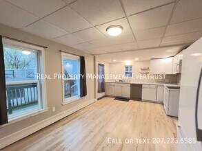 139 Howe St in Lewiston, ME - Building Photo - Building Photo