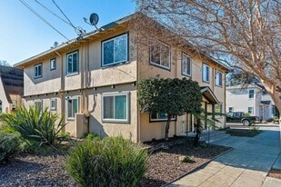 1305-1321 Laurel St in Napa, CA - Building Photo