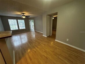 6166 Westgate Dr in Orlando, FL - Building Photo - Building Photo