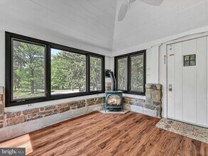 405 N Tulpehocken Rd, Unit 1 in Reading, PA - Building Photo - Building Photo