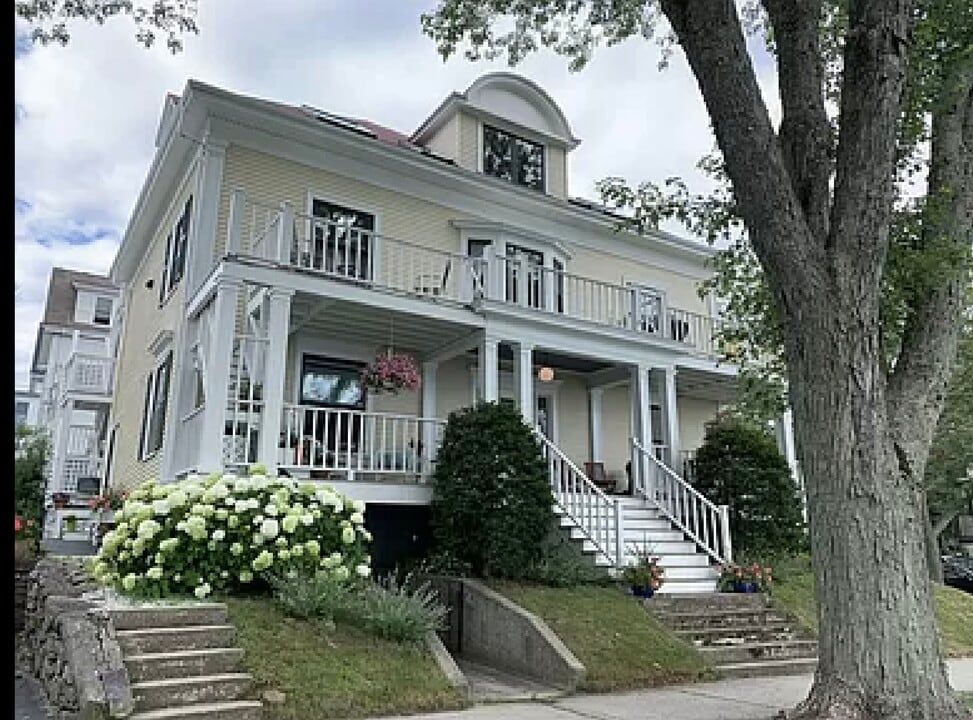 188 Eastern Promenade in Portland, ME - Building Photo