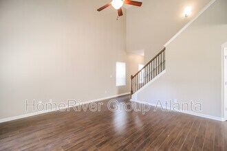 192 Daisy Cir in Mcdonough, GA - Foto de edificio - Building Photo