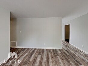 4167 Sweetbriar Ln in Forest Park, GA - Building Photo - Building Photo