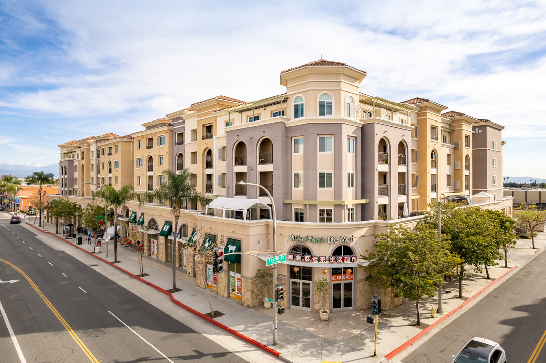 Pacific Plaza in Alhambra, CA - Building Photo