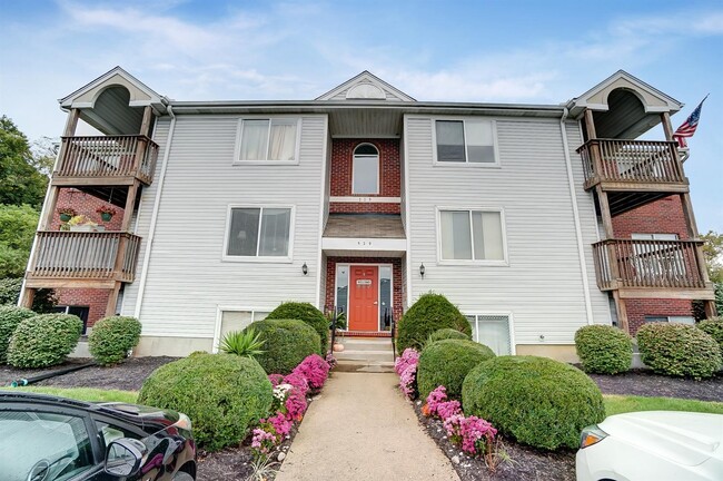 property at 556 Aspen Glen Dr