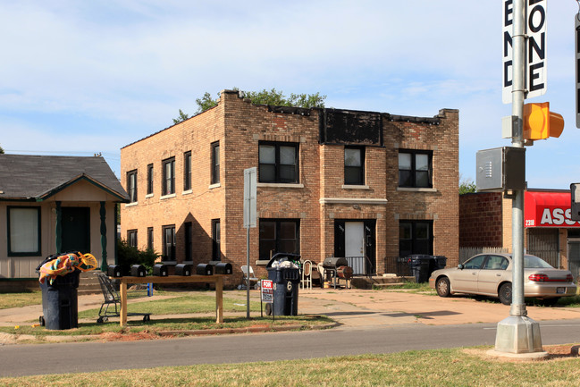 2312-2314 NW 12th St in Oklahoma City, OK - Foto de edificio - Building Photo