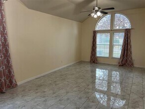 8205 Trinity Vista Trail in Hurst, TX - Building Photo - Building Photo