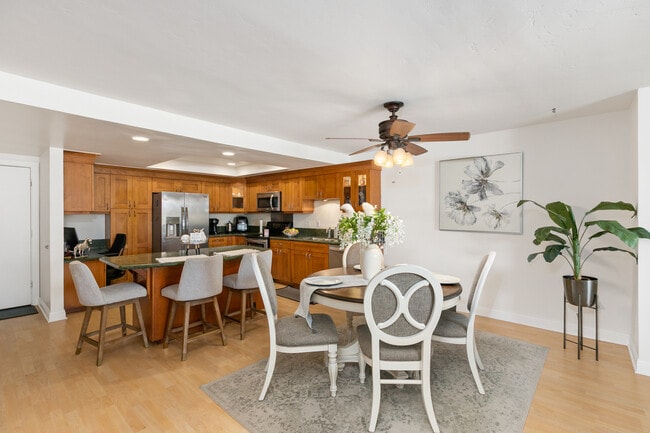 184 Date Ave, Unit 184 in Imperial Beach, CA - Foto de edificio - Building Photo