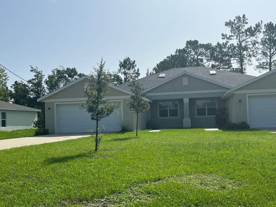 83 Providence Ln in Palm Coast, FL - Building Photo