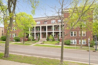 Franklin in Minneapolis, MN - Foto de edificio - Interior Photo