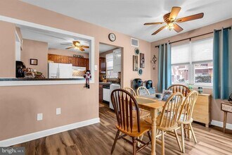 27 Florence Tollgate Pl, Unit 27-2 in Florence, NJ - Foto de edificio - Building Photo