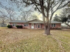 428 Brigadoon St in Tyler, TX - Building Photo