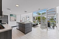 421 Meridian Ave in Miami Beach, FL - Building Photo - Building Photo