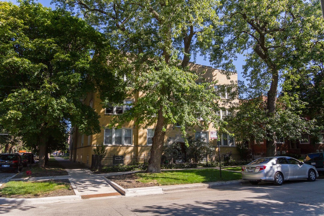 Thorndale Paulina in Chicago, IL - Building Photo