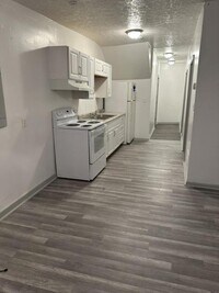 1728 St Catherine St