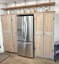 2421 Ala Wai Blvd in Honolulu, HI - Foto de edificio - Building Photo