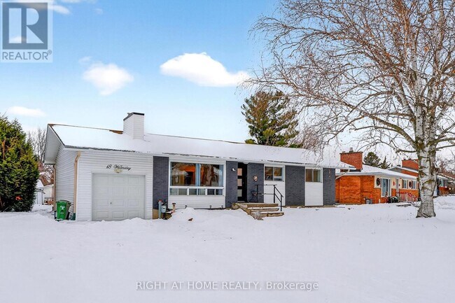 18 Wolmsley Crescent in Ottawa, ON - Building Photo - Building Photo