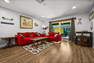 1019 SE 40th St in Cape Coral, FL - Building Photo - Building Photo