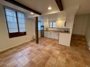 1855 N Kingsley Dr in Los Angeles, CA - Building Photo - Building Photo