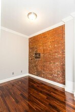 Amsterdam Ave in New York, NY - Foto de edificio - Building Photo