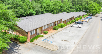 Falcon Manor Apartments in Montevallo, AL - Building Photo - Building Photo