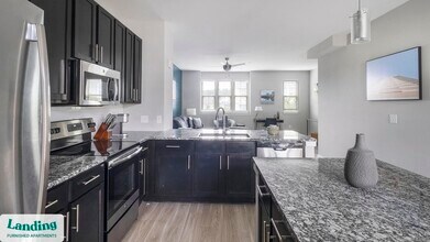 115 Great Lawn Dr in Summerville, SC - Foto de edificio - Building Photo