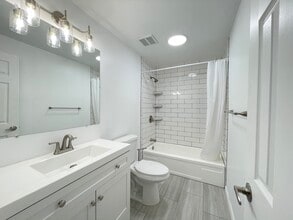 271 Autumn Chapel Way in Rochester, NY - Building Photo - Building Photo