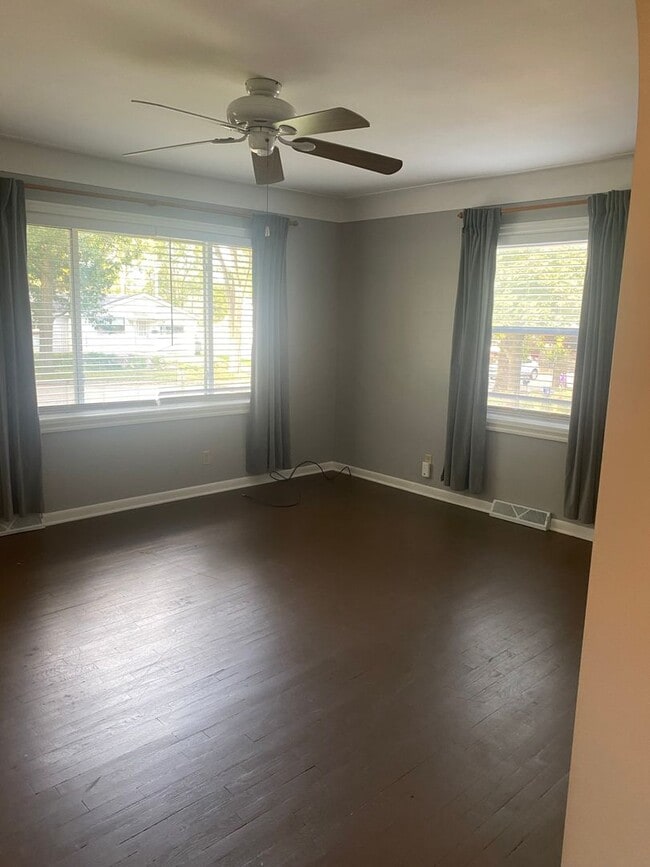 761 Taylor St in Chelsea, MI - Building Photo - Building Photo