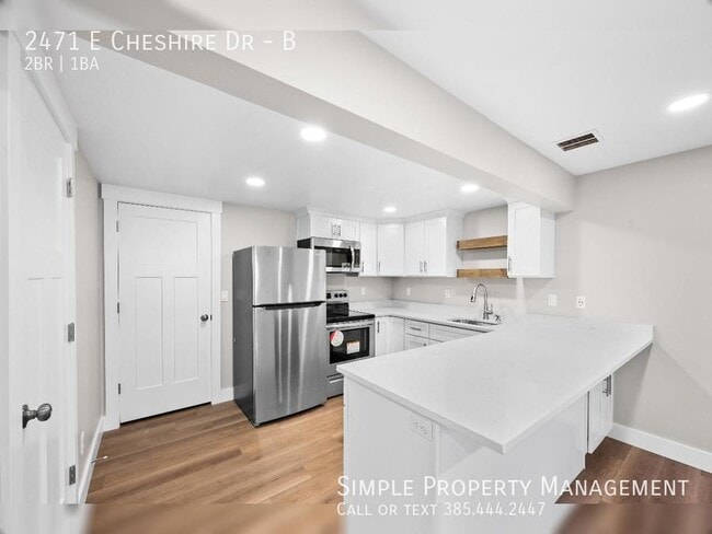 property at 2471 Cheshire Dr
