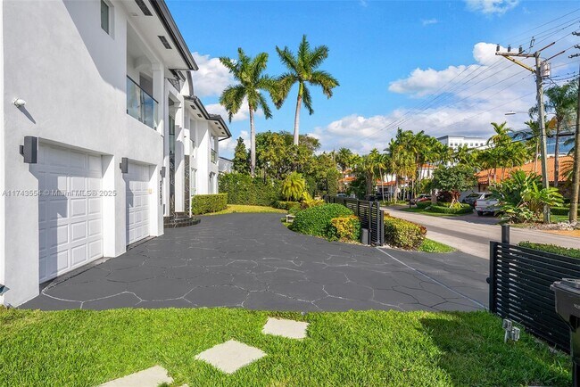 property at 3251 NE 164th St