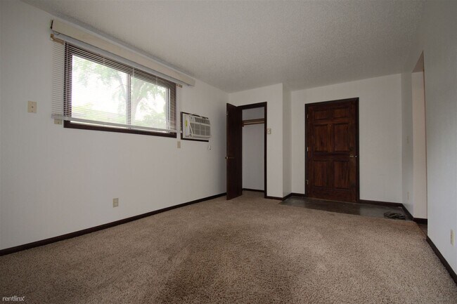 803 8th St N in Fargo, ND - Building Photo - Building Photo