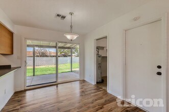 17834 N 9th Ave in Phoenix, AZ - Building Photo - Building Photo