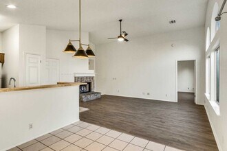 17111 Jigsaw Pathway in Round Rock, TX - Building Photo - Building Photo