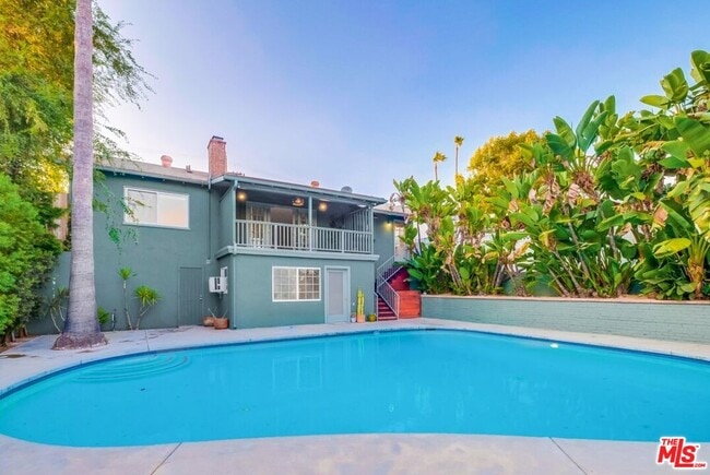 property at 1328 Linda Rosa Ave
