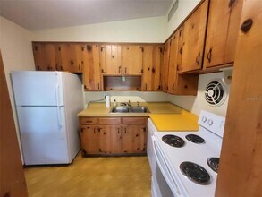 1801 Pineview Cir in Winter Park, FL - Building Photo - Building Photo