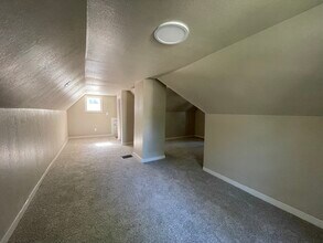 812 42nd St in Rock Island, IL - Foto de edificio - Building Photo