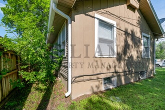 317 W Kinkaid Ave in Wichita, KS - Building Photo - Building Photo