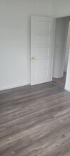 836 W 40th Pl in Los Angeles, CA - Building Photo - Building Photo