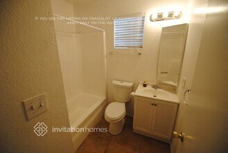 1030 W Anderson Dr in Phoenix, AZ - Building Photo - Building Photo