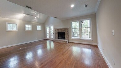 Hickory Woods Subdivision in Auburn, AL - Building Photo - Building Photo