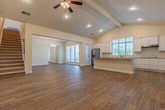 128 Elizabeth Rd in San Antonio, TX - Building Photo - Building Photo