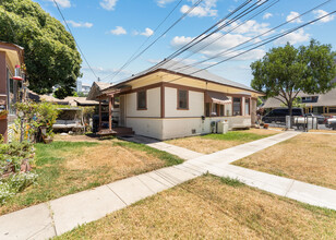 613-627 W 4th St in Long Beach, CA - Building Photo - Building Photo