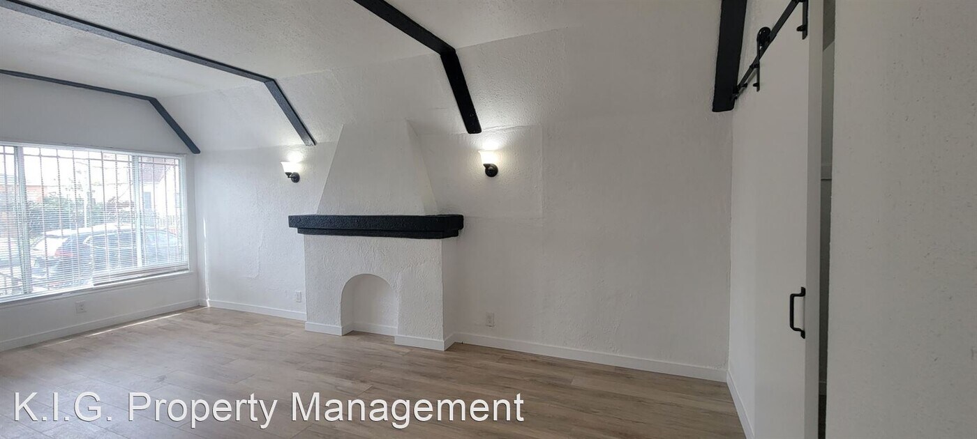 1120 Amalia Ave in East Los Angeles, CA - Building Photo